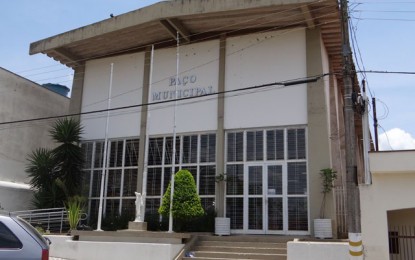 Prefeitura de Riversul abre vagas para todos os níveis