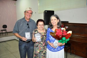 O vice-prefeito Geraldo, a secretária da Sultura Setembrina e Maria Olinda Rodrigues.