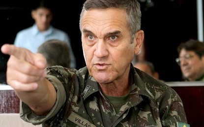 Comandante do Exército: o Brasil está sem rumo