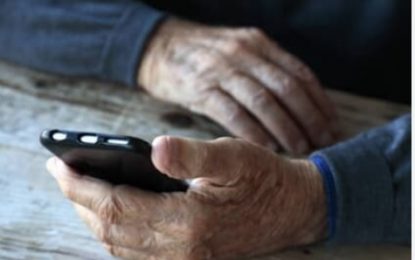 Aposentados precisam ficar atentos: golpistas ligam prometendo ressarcimento dos descontos ilegais