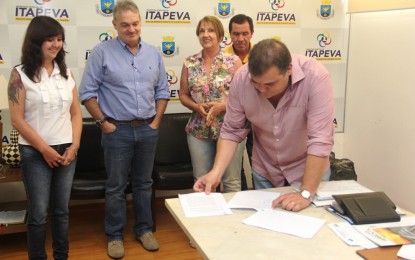 Prefeitura de Itapeva assina termo de cooperação com empresa Fibria