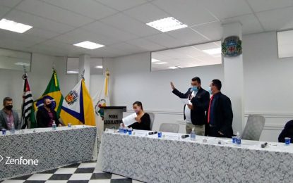 Nícolas Basile Rochel, o novo prefeito de Angatuba. Em Campina do Monte Alegre Tiago Ferreira toma posse às 18 horas desta sexta